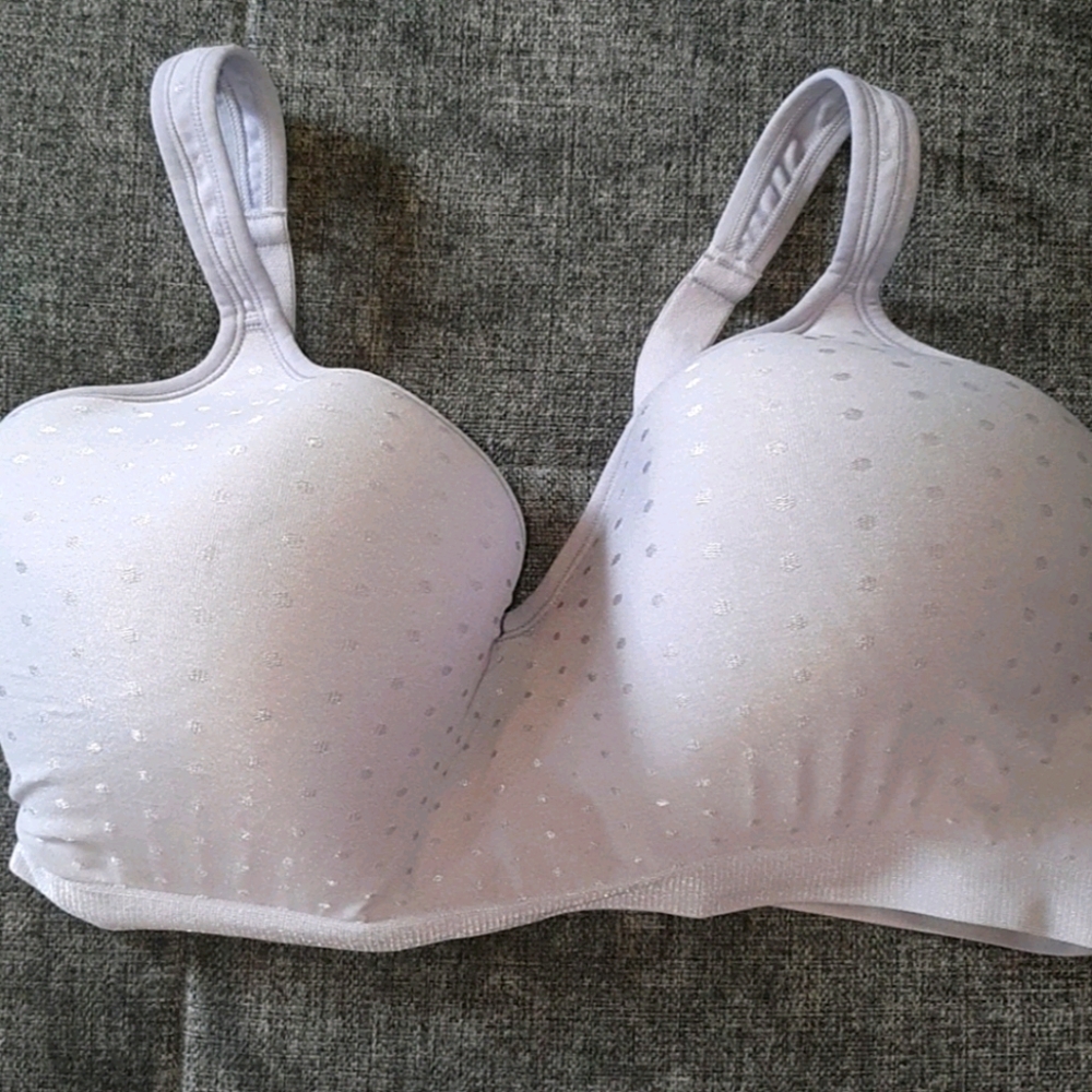 Light lavender bra
